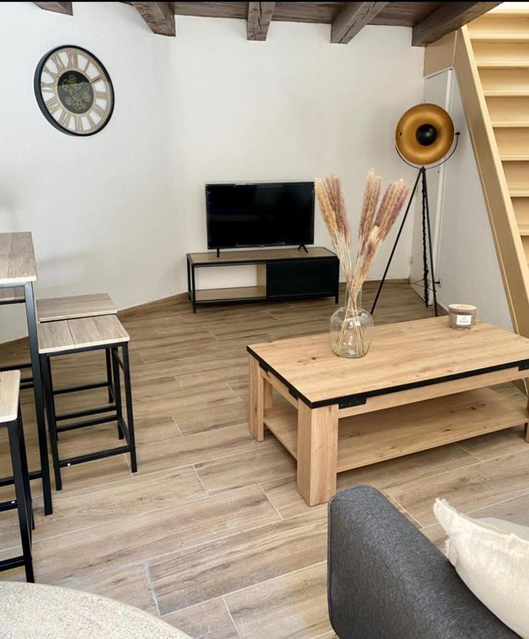 Nimes : Coeur du centre ville Extérieur photo